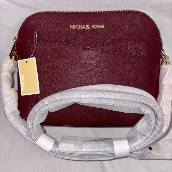 New Michael Kors Jet Set Travel Medium Dome Crossbody Saffiano Leather Oxblood - Picture 2 of 11